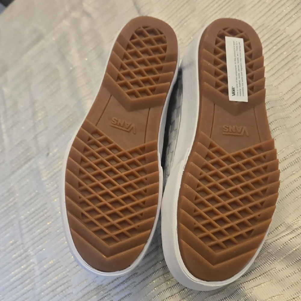 Nwt Vans Womens Gray Suede Platform Sneakers 6.5 - Picture 6 of 7